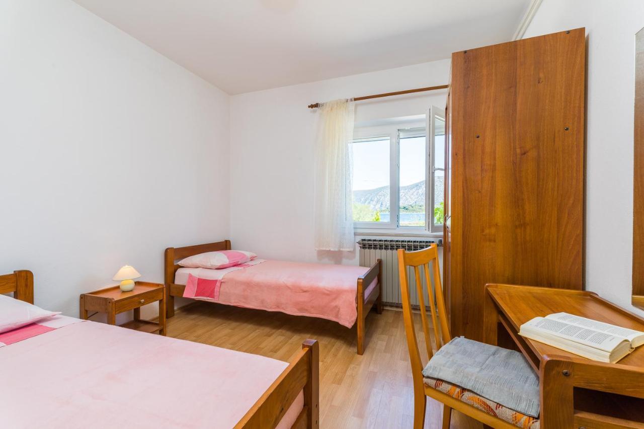 Apartment Kneze Račišće Εξωτερικό φωτογραφία