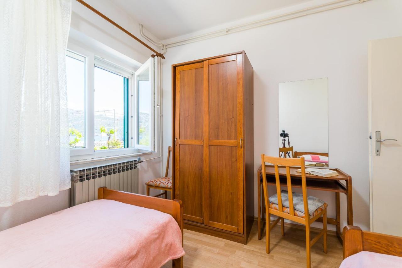 Apartment Kneze Račišće Εξωτερικό φωτογραφία